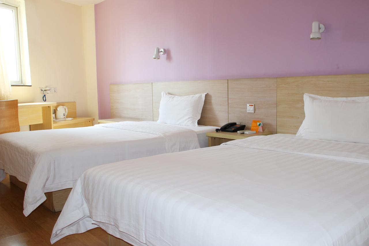 7Days Inn Deyang Zhongjiang Kuishan Park Buitenkant foto